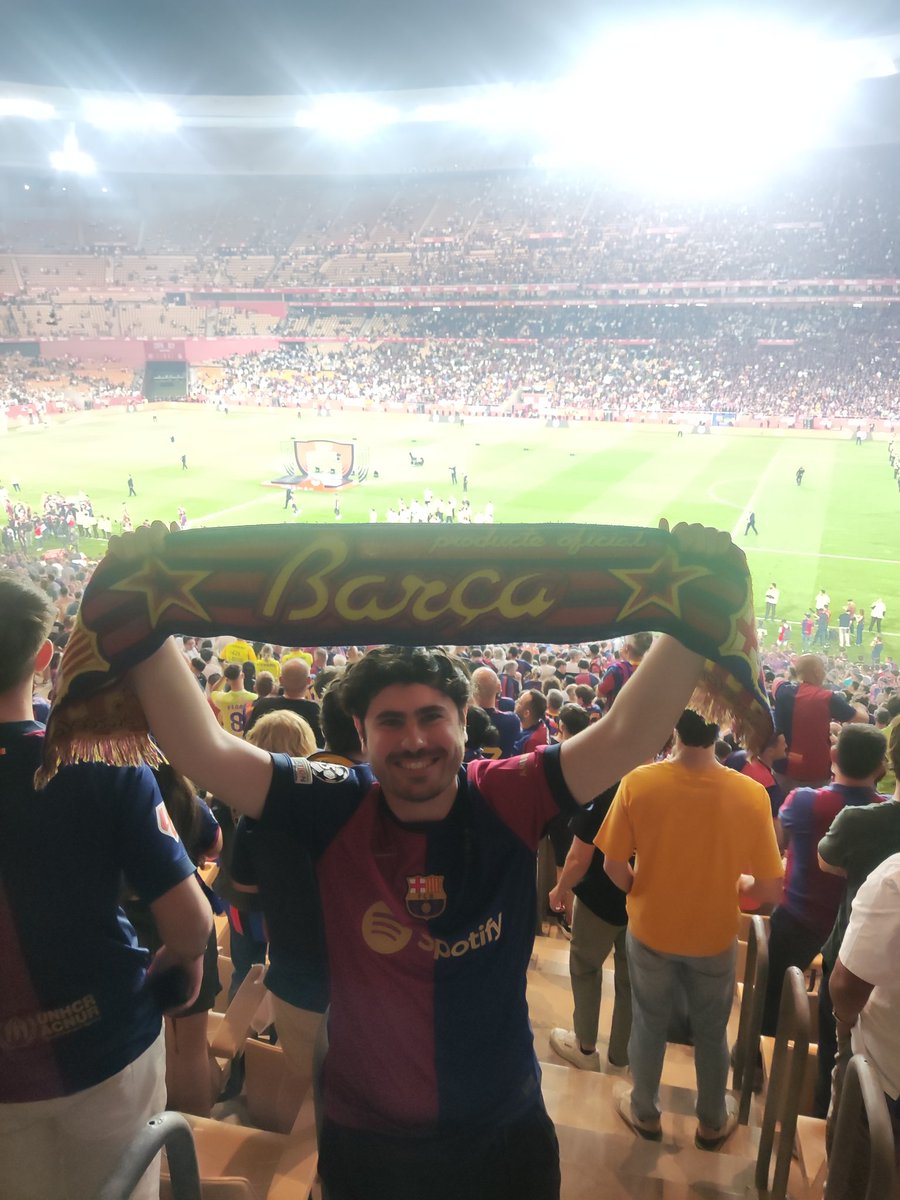 XaviAug24's tweet photo. Ser del Barça és el millor que hi ha
T'estimo Barça 💙🤎 https://t.co/oX2rQ0Lz3U