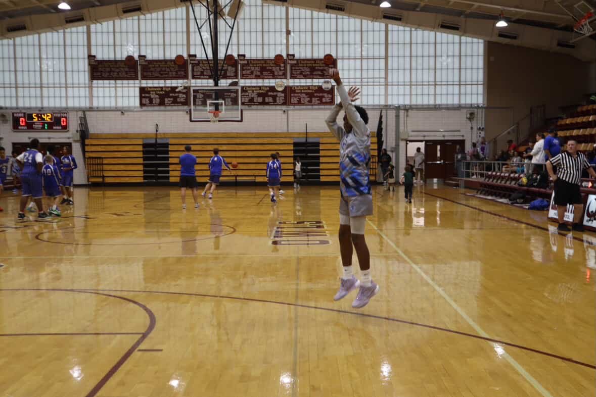 eworks12343821's tweet photo. @cb_doge Jace Patton, he’s a Point guard who can finish at the rim and pass when he needs to, he’s a good ball handler , he can shoot when it matters , decent at defense and can block and get steals https://t.co/ytdVrNQT37