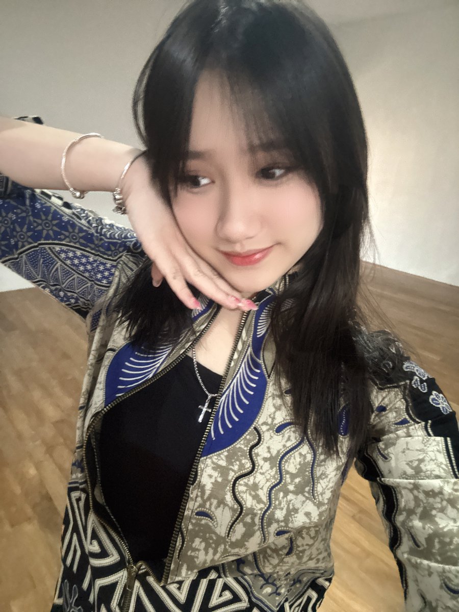 cathleenixie8's tweet photo. Happy sunday
GBU🤍 https://t.co/UzcUxfXTO0