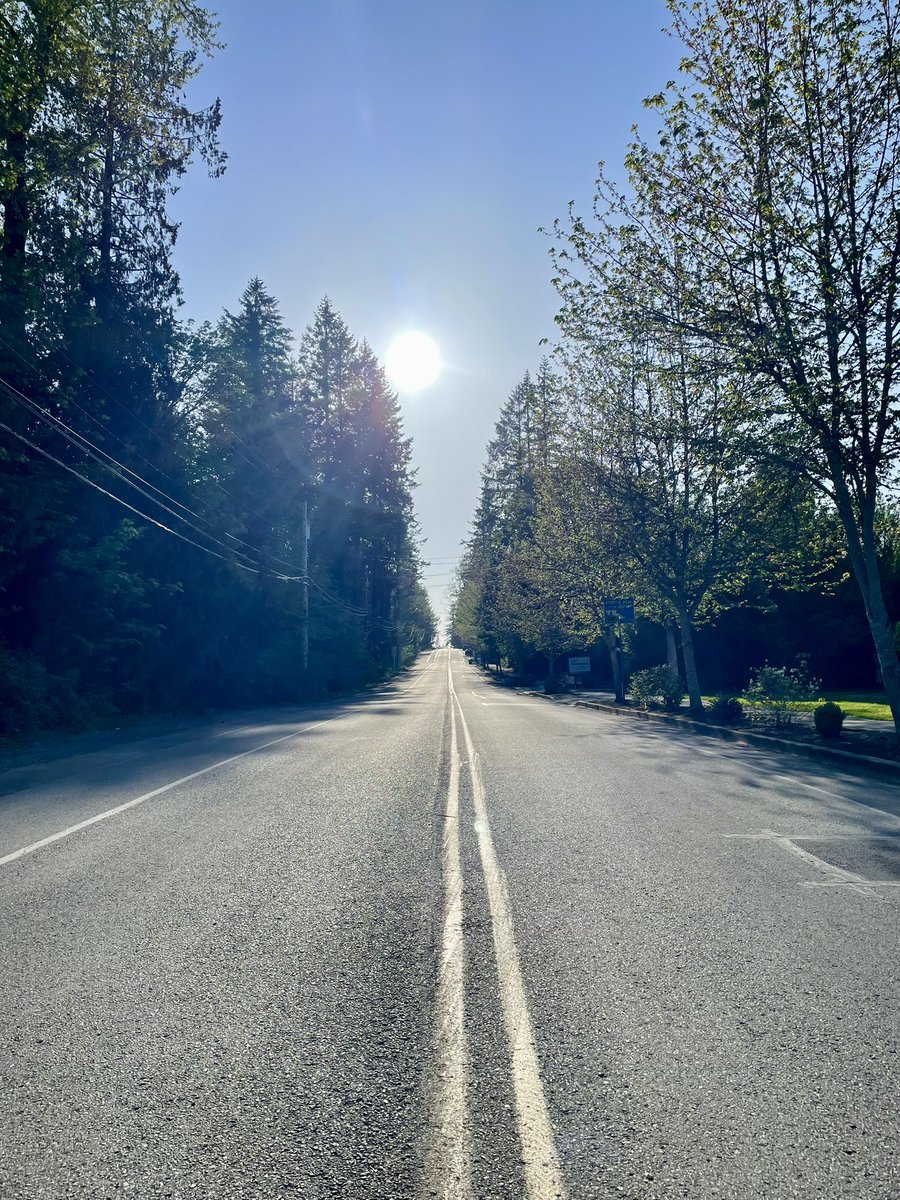 Puget Sound weather has been impeccable this week.

Got out of the office a couple of times and walked 10 miles today enjoying the sun.

Have a great weekend ☀️