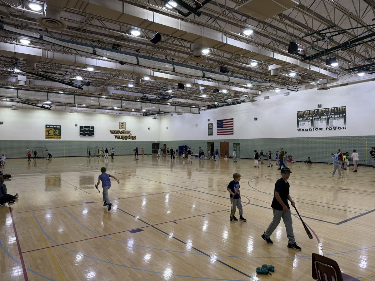 WawaseeBaseball's tweet photo. We had an incredible two days of camp with our youth baseball players. Over the last two Saturdays we had 92 athletes come out to develop and learn new skills. The weather wasn’t great but the kids brought energy and enthusiasm to work hard and learn. It was great seeing our high https://t.co/ZMjqNKZCQ3