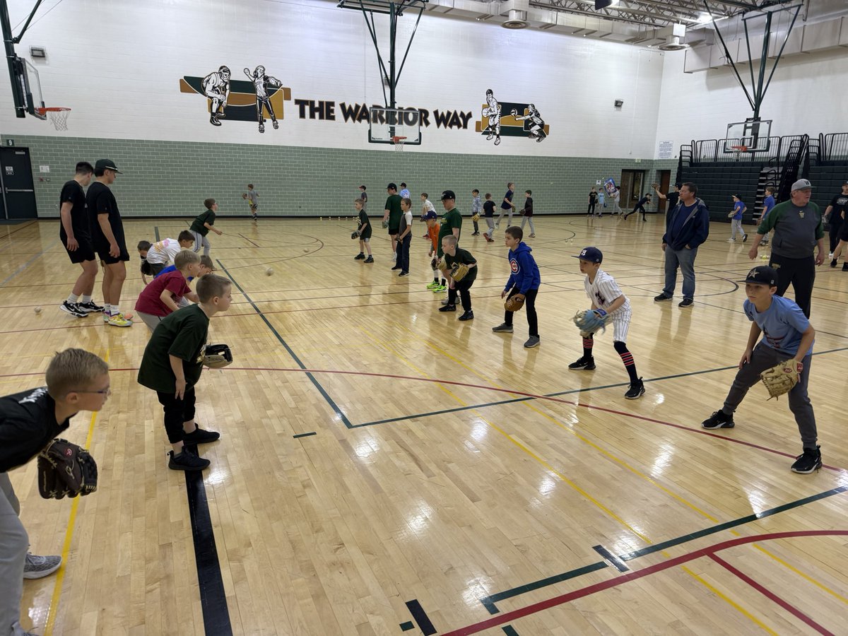 WawaseeBaseball's tweet photo. We had an incredible two days of camp with our youth baseball players. Over the last two Saturdays we had 92 athletes come out to develop and learn new skills. The weather wasn’t great but the kids brought energy and enthusiasm to work hard and learn. It was great seeing our high https://t.co/ZMjqNKZCQ3