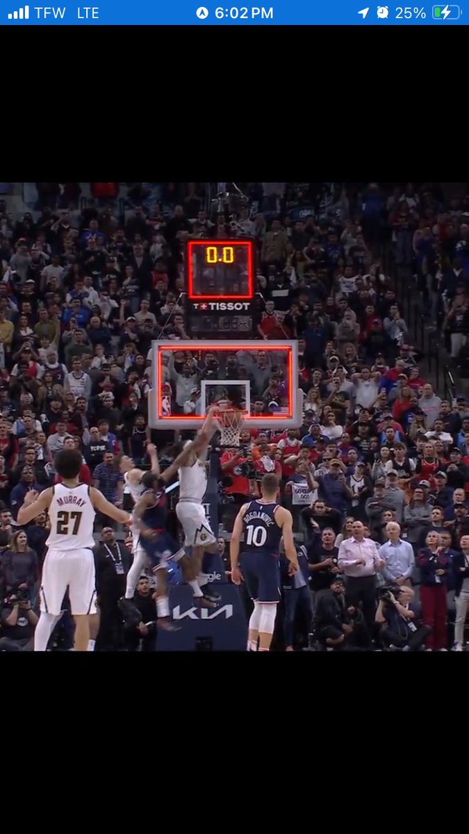 alllegsnoflats's tweet image. @nba the ball was still touching his hands… why yall doing the clippers like this