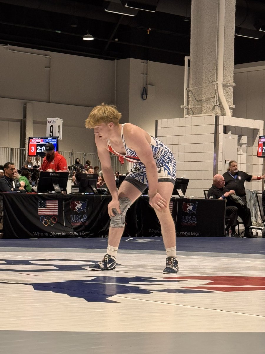CavalierWRSTL's tweet photo. Lesher wins again! This time it’s an 11-9 decision over Cole Han-Lindemyer Stanford. #2025usopenu20 #GoHoos https://t.co/OfZ4CLaPfw
