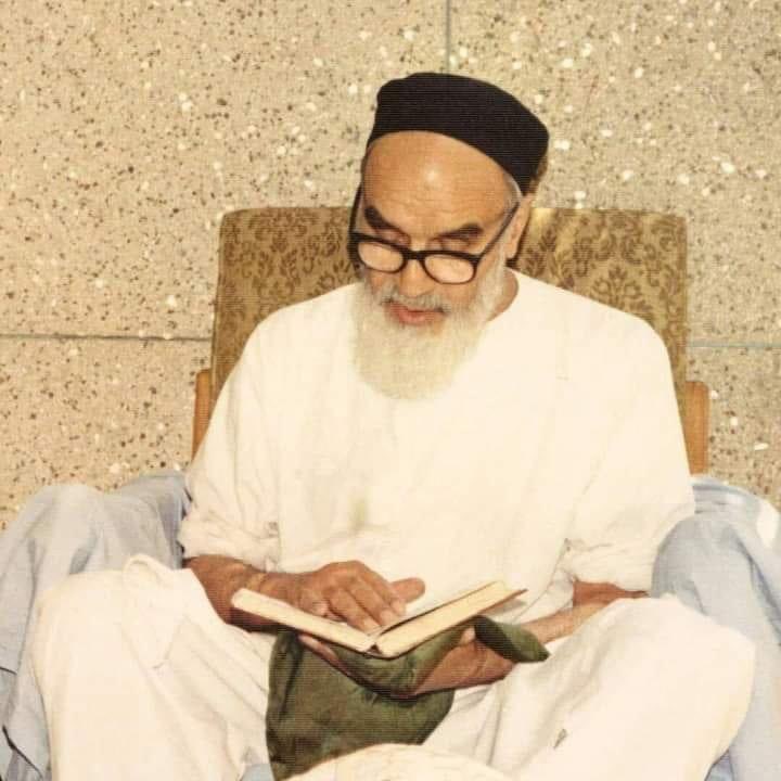 "If we had spent our entire lives in one #prostration of #gratitude for the fact that the Holy #Quran is our book, we would not have given this blessing its rightful thanks."
Imam Khomeini (ra)

Maintain a strong connection 
to Allah's (swt) Holy book of guidance - 
The Holy