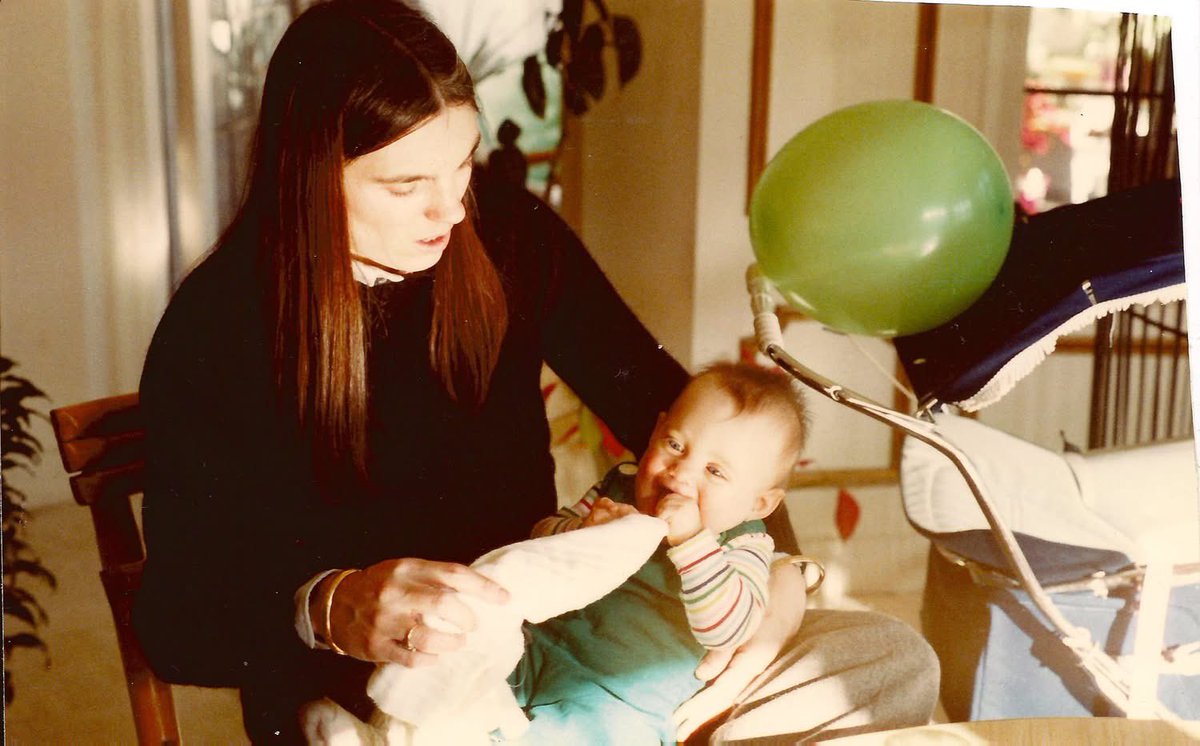 Gemskate613's tweet photo. I can’t believe it’s been two years. I miss you more than you could know. I love you mom and I just really miss you. ❤️ https://t.co/SkS3pSIV0k