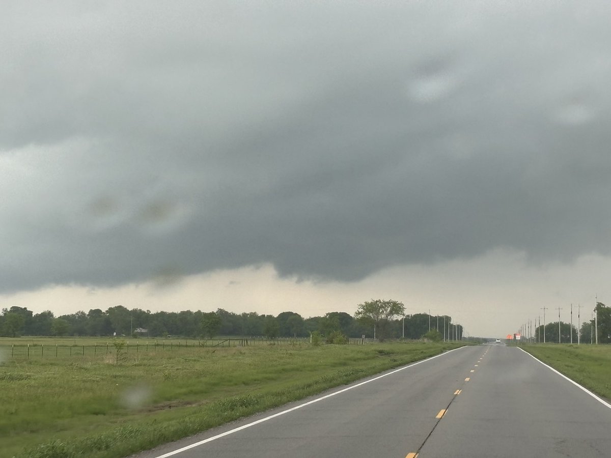 JeffAttackk_'s tweet photo. North of Wapanucka Ok this afternoon https://t.co/BXTZCowHpl