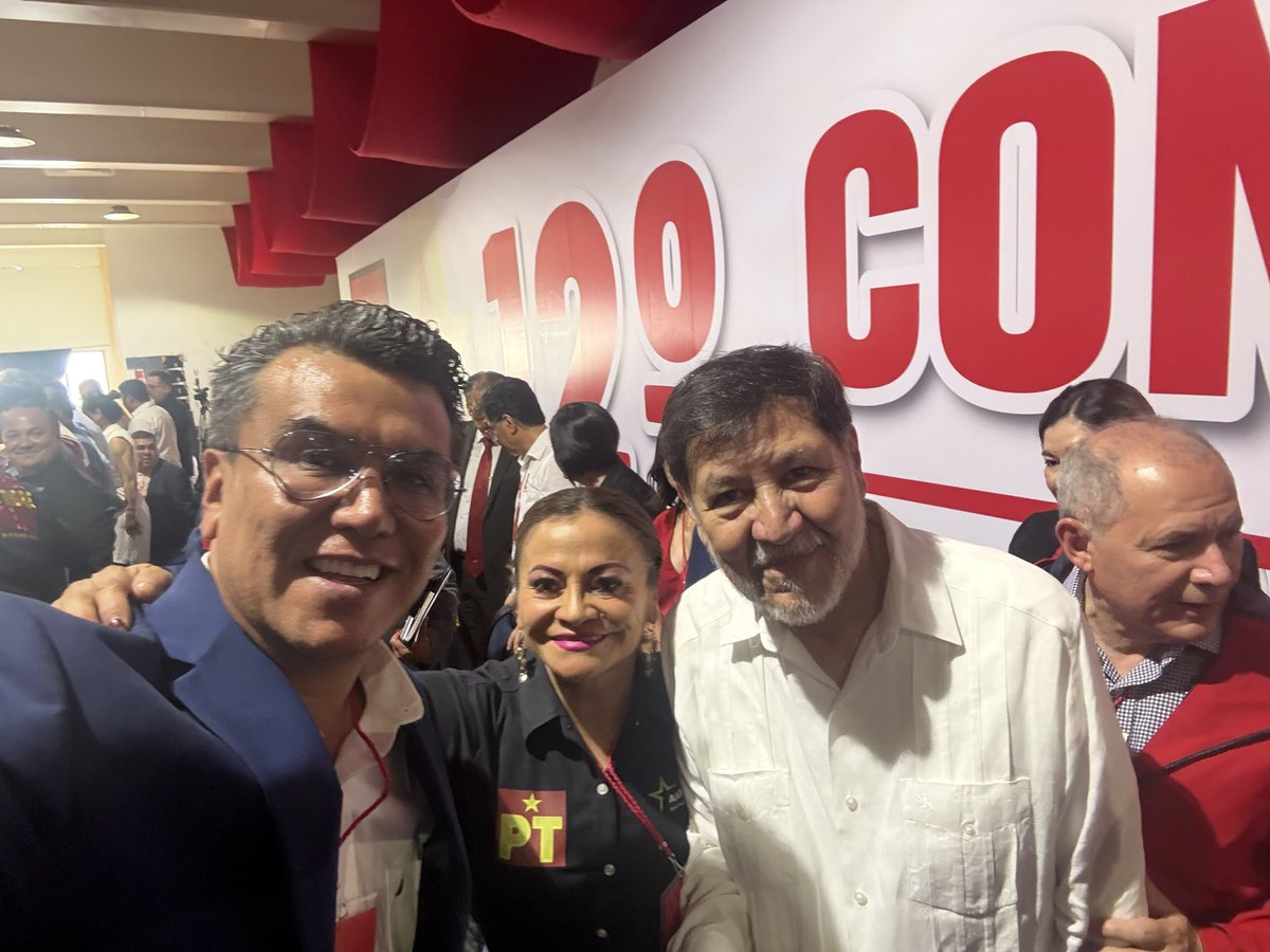 ramon_flores_'s tweet photo. Todo mi apoyo, respeto al amigo @fernandeznorona siempre mi admiración por el gran trabajo que ha realizado por unir a nuestro país en este proyecto 4T . Fuerte abrazo hermano https://t.co/2ro4DxFm32