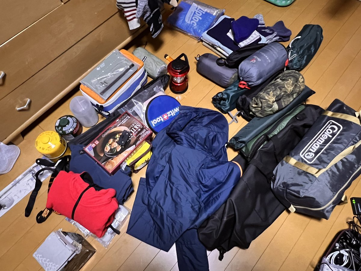 taka_crf250's tweet image. 積載完了！
最後はなんとかまとまったかな？

準備万端…だけど
なんとこれからカイシャの
メール確認&amp;amp;返信

→まあ、キャンプ場で電話ガンガン
かかってきてもちょっと…なので

#ソロキャンプ
#ソロツーリング
#giantloop