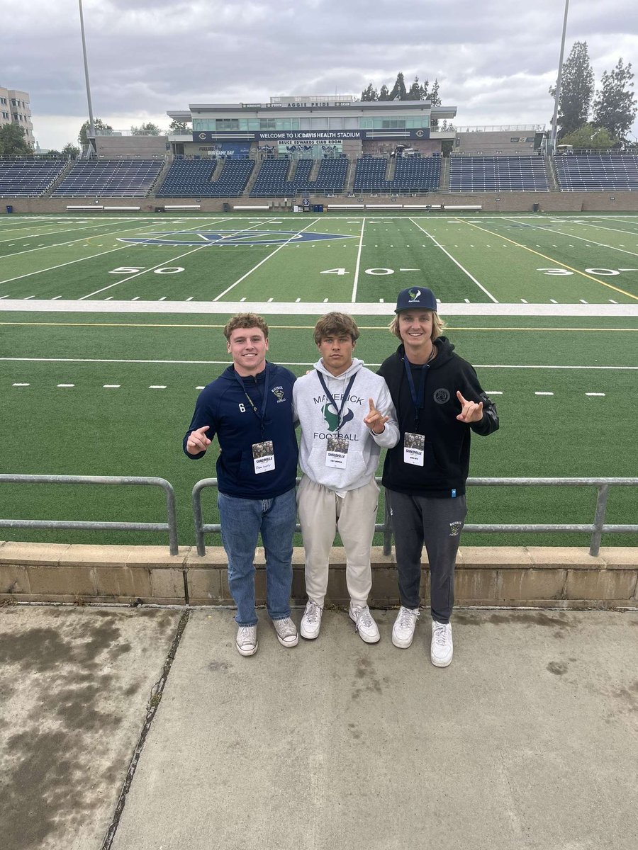 Quinn Roth (@quinnroth18) on Twitter photo Had an awesome time at <a href="/UCDfootball/">UC Davis Football</a> ! Big thanks to the staff  for the hospitality. Excited for what’s ahead! #GoAgs
<a href="/ucdpaulshelton/">Paul Shelton</a> <a href="/WyattGardner23/">Wyatt Gardner</a> <a href="/CoachChapatte/">Taylor Chapatte</a> <a href="/CoachBurke10/">Kevin Burke</a> <a href="/LeftCoastAthl/">Coach Jose Mohler</a> <a href="/LCLinemen/">Left Coast Linemen</a> <a href="/SSovacool55/">Sean Sovacool</a> Had an awesome time at <a href="/UCDfootball/">UC Davis Football</a> ! Big thanks to the staff  for the hospitality. Excited for what’s ahead! #GoAgs
<a href="/ucdpaulshelton/">Paul Shelton</a> <a href="/WyattGardner23/">Wyatt Gardner</a> <a href="/CoachChapatte/">Taylor Chapatte</a> <a href="/CoachBurke10/">Kevin Burke</a> <a href="/LeftCoastAthl/">Coach Jose Mohler</a> <a href="/LCLinemen/">Left Coast Linemen</a> <a href="/SSovacool55/">Sean Sovacool</a>