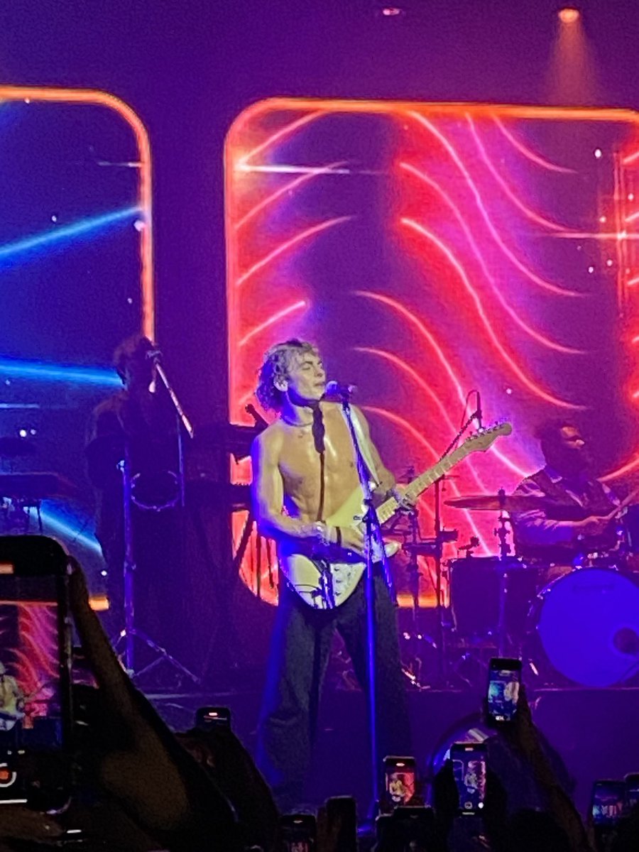 thishospital70's tweet photo. @drivereranation I’m a little late but here some of my favs🤍🇦🇷 https://t.co/z8rIhYy1JM