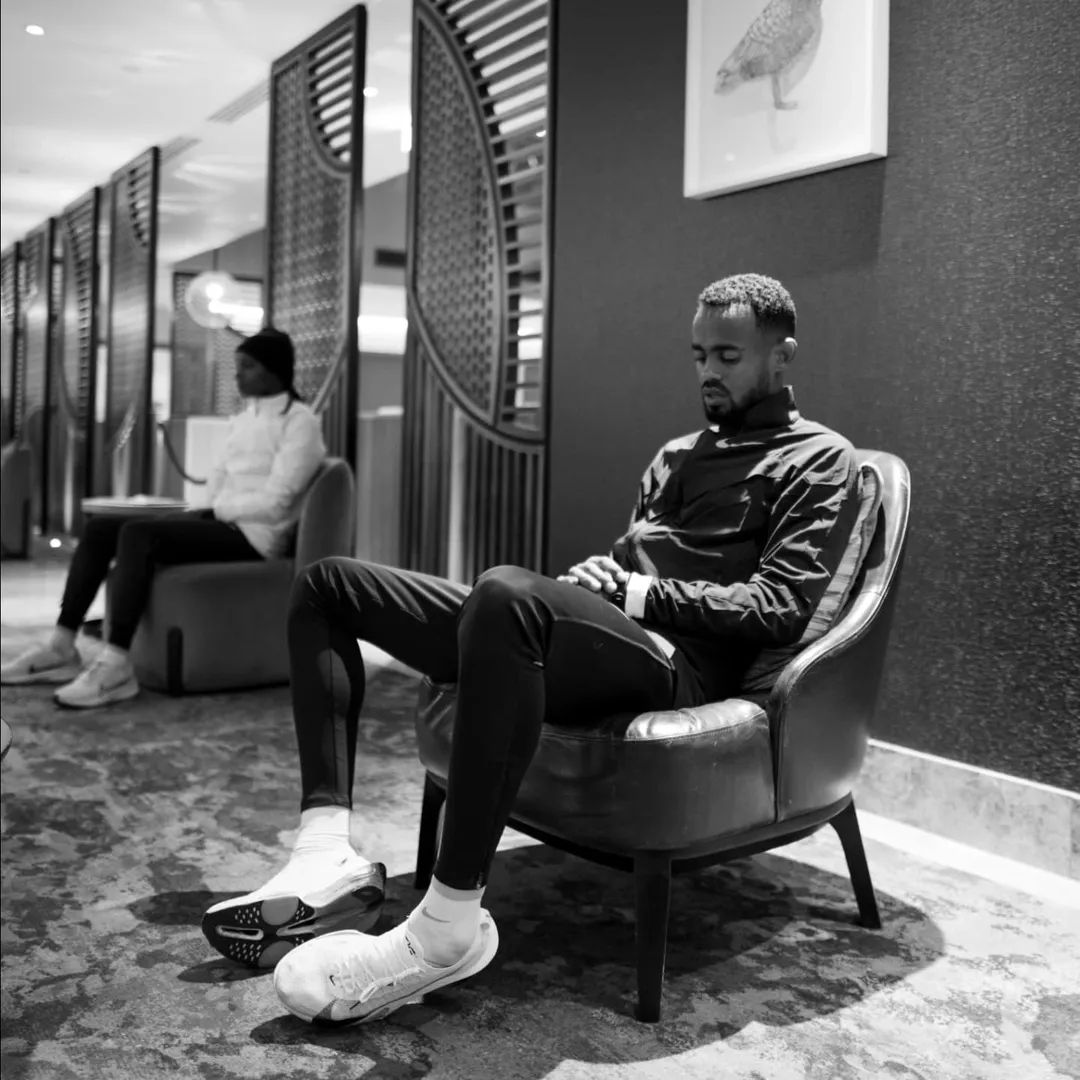 EliteRunningT's tweet photo. 🇬🇧 London Marathon

start time:
🕘 9:05 AM (UK time) - women, 9:35 - men

athletes:
▪️Megertu Alemu (PB 2:16:34)
▪️Milkesa Mengesha (PB 2:03:17) https://t.co/jvT4gh0foH
