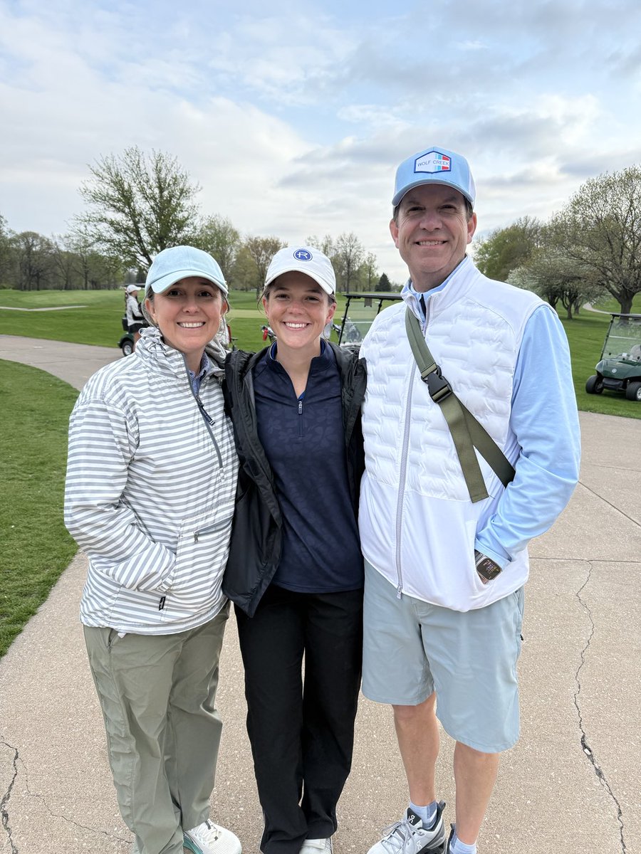 Projberrey's tweet image. That’s a wrap on College golf for the Berrey clan.  Thanks to all the coaches over the last eight years giving their time, patience and kindness.

Couldn’t be prouder of this kid.  Finished with a 🐥.  

Came so far, did it “Her way”!!