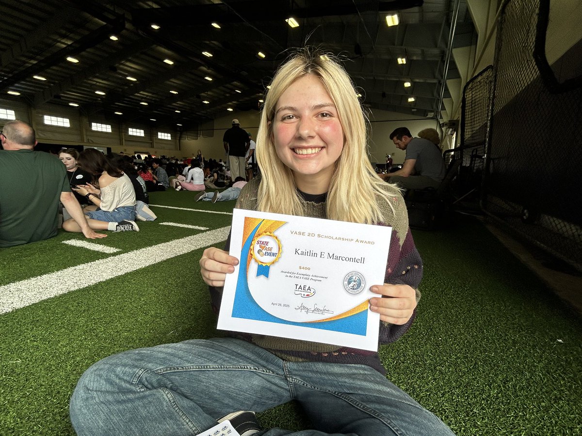 Congratulations Kaitlin for winning  one of the 2D scholarships at State VASE!!! 👏👏👏 We are so proud of you!!
<a href="/HumbleISD/">Humble ISD</a> <a href="/HumbleISD_SCHS/">Summer Creek High</a> <a href="/HumbleISD/">Humble ISD</a> <a href="/TXarted/">TAEA</a>