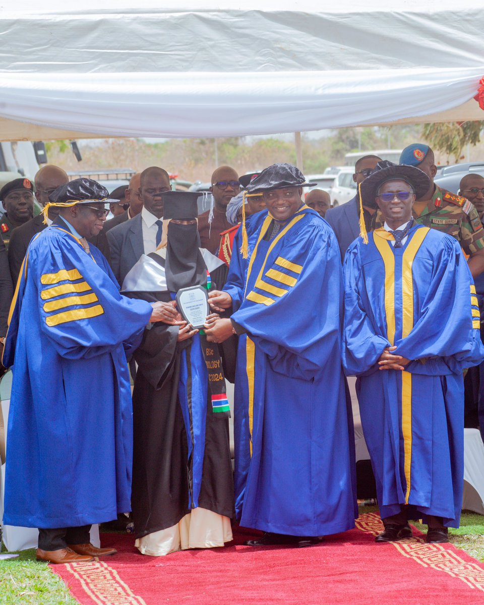 UniOfGambia's tweet photo. We witnessed an inspiring moment as exceptional UTG students were honored for their achievements in academics and and community contributions. These awardees set a new standard of excellence.
#UTGConvocation2025 #UTGLegacy25 #FromUTGToTheWorld #CelebratingBrilliance https://t.co/zS2ENpL3oI