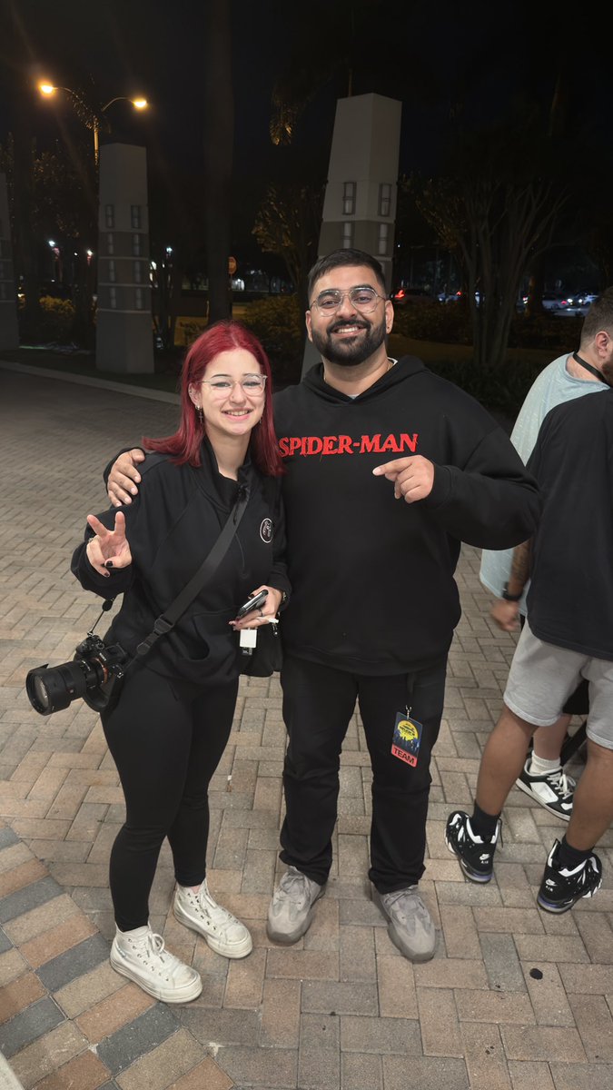 wickeddrosee's tweet image. nice meeting you!! @gurshbbk