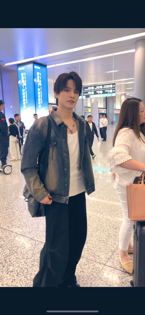 WZHdeATM's tweet photo. 可愛い！

#LEV #레비 #レビ 
#ワンズハオ #王子浩
#WANGZIHAO #왕즈하오 https://t.co/0UZ007bXFZ