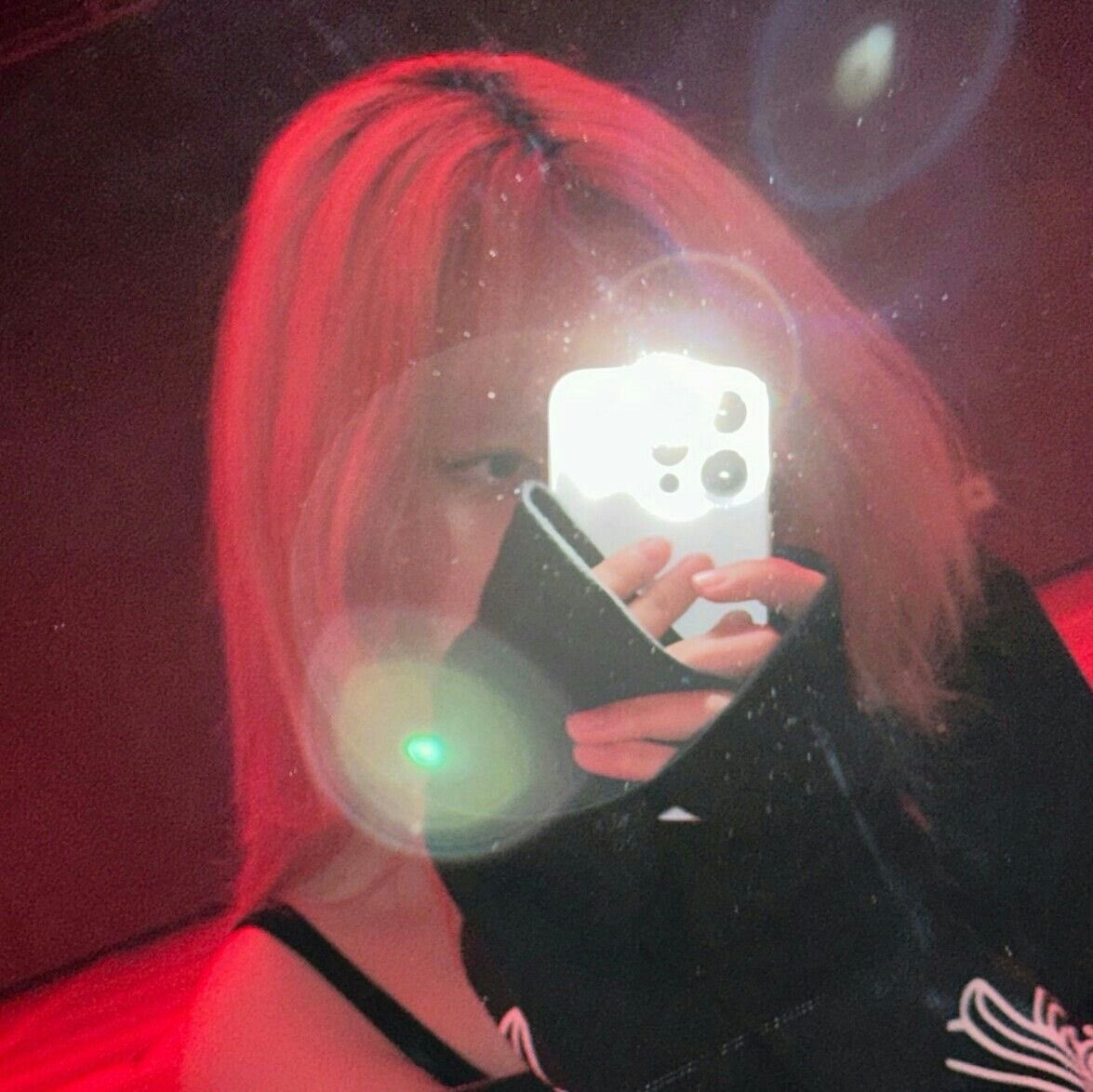 hee_dulwiii's tweet photo. Busco mutis!

she | INFP | 07

🦇 prio: enhypen &amp; ive

💋 others: izna, kiikii, æspa, illit, bnd, zb1 (+)

🦇 no soy nueva aquí pero me gustaría volver a interactuar seguido (en busca de amigos)

♡ + rt = mutis <3

ㅤ #kpoptwt  |  #stantwt ㅤ https://t.co/7stWwuXBYC