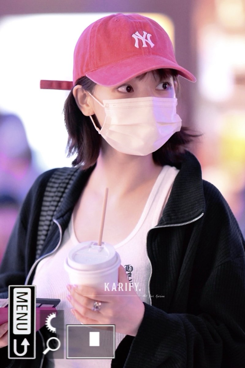 sunshine_080507's tweet photo. aespa are now heading to thailand for UTO FEST GIRLS in Bangkok

have a safe flight https://t.co/T3RONxvzu6