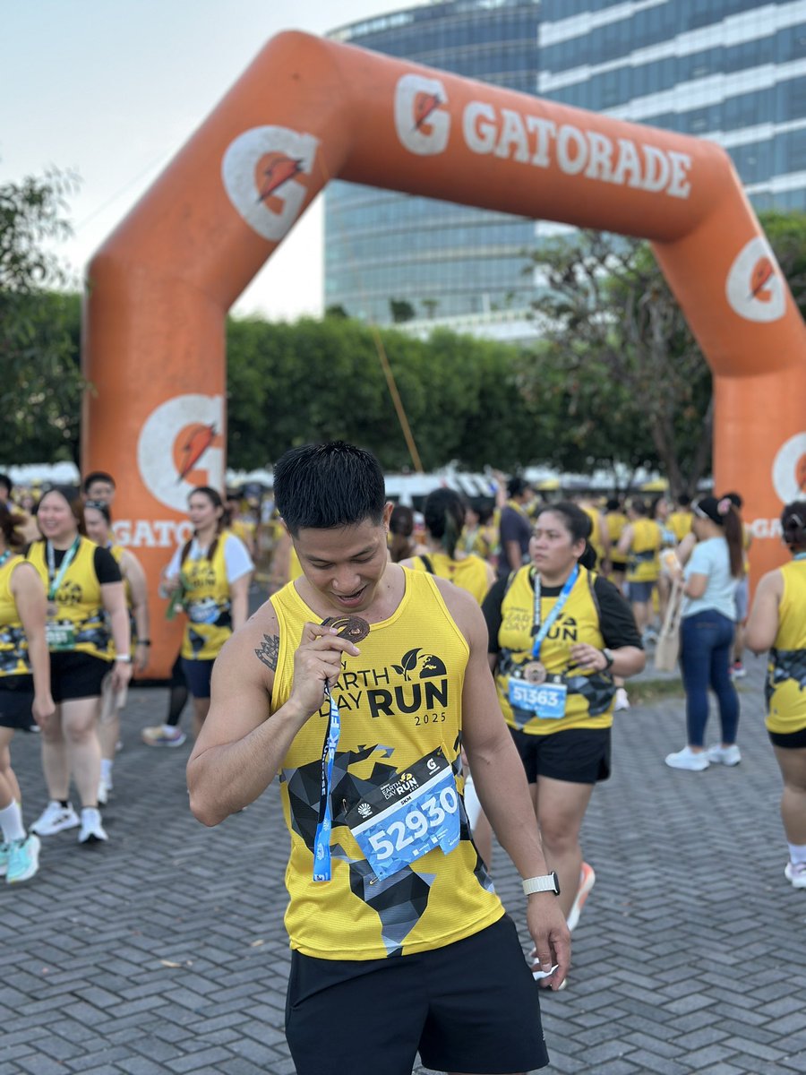 jickson0326's tweet image. Every mile, every breath, every step — for Earth. Proud to run at the Galaxy Earth Day Run 2025!
#GalaxyEarthDayRun #EarthDay2025 #OneWithNature #runfortheplanet #dermaworld #dermaworldbabies