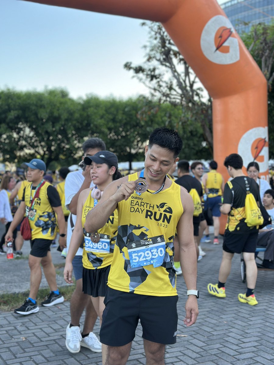 jickson0326's tweet image. Every mile, every breath, every step — for Earth. Proud to run at the Galaxy Earth Day Run 2025!
#GalaxyEarthDayRun #EarthDay2025 #OneWithNature #runfortheplanet #dermaworld #dermaworldbabies