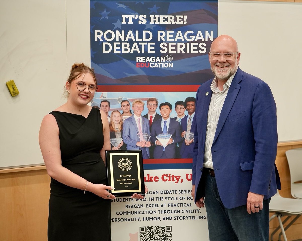 RonaldReaganEDU's tweet image. Congratulations to Libby Hancock, our Utah Regional Winner at today’s Ronald Reagan Debate Competition! 🏆
Libby, a student at Salem Hills High School in the Nebo School District, is pictured here with Representative @DougWeltonUtah , her coach and mentor. Well done, Libby!