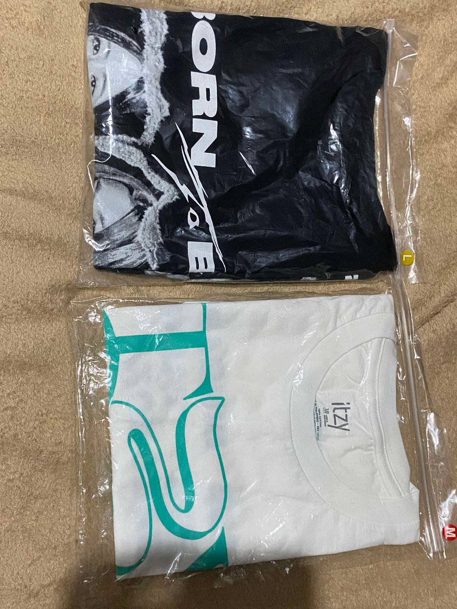 rvchublx's tweet photo. WTS/LFB
Itzy official concert merch tshirt
Black-L
White-M
₱1,200ea
If both ₱1,100ea
Dm for interested
#itzybns #itzyph #midzyph https://t.co/TbAQ6UOjTT