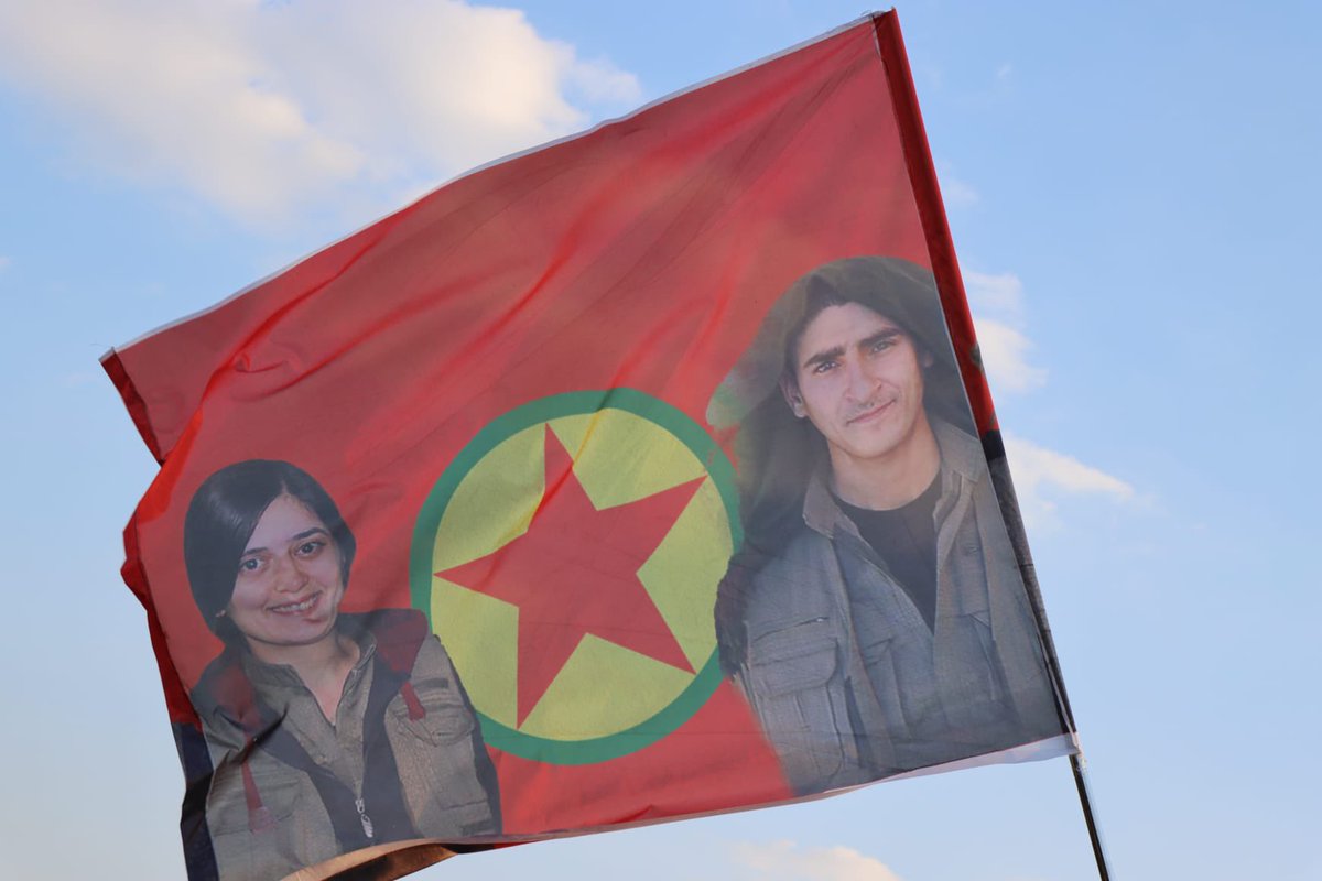 kewagozellll's tweet image. “Ölümsüzler Taburu’nun Apocu fedaileri Ş.Asya Ali ve Ş.Rojger Hêlîn yoldaşlarımızın mirasını,bizler yaşatacak ve onların izinde sonsuza dek yürüyeceğiz.”