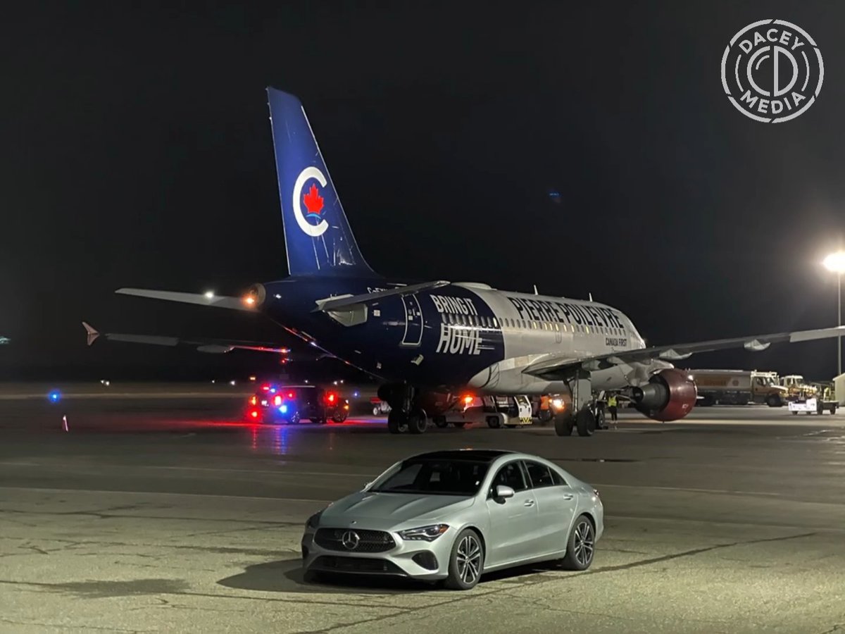 chrisdacey's tweet image. "Pierre Force One" is on the ground in Sudbury, ON... LET'S GO!!!

#BringItHome