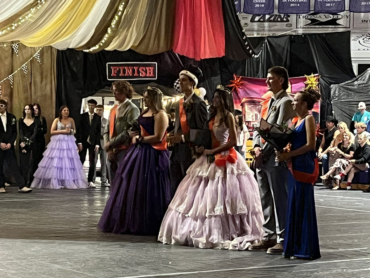 It’s royalty season! #MVHSBuffs