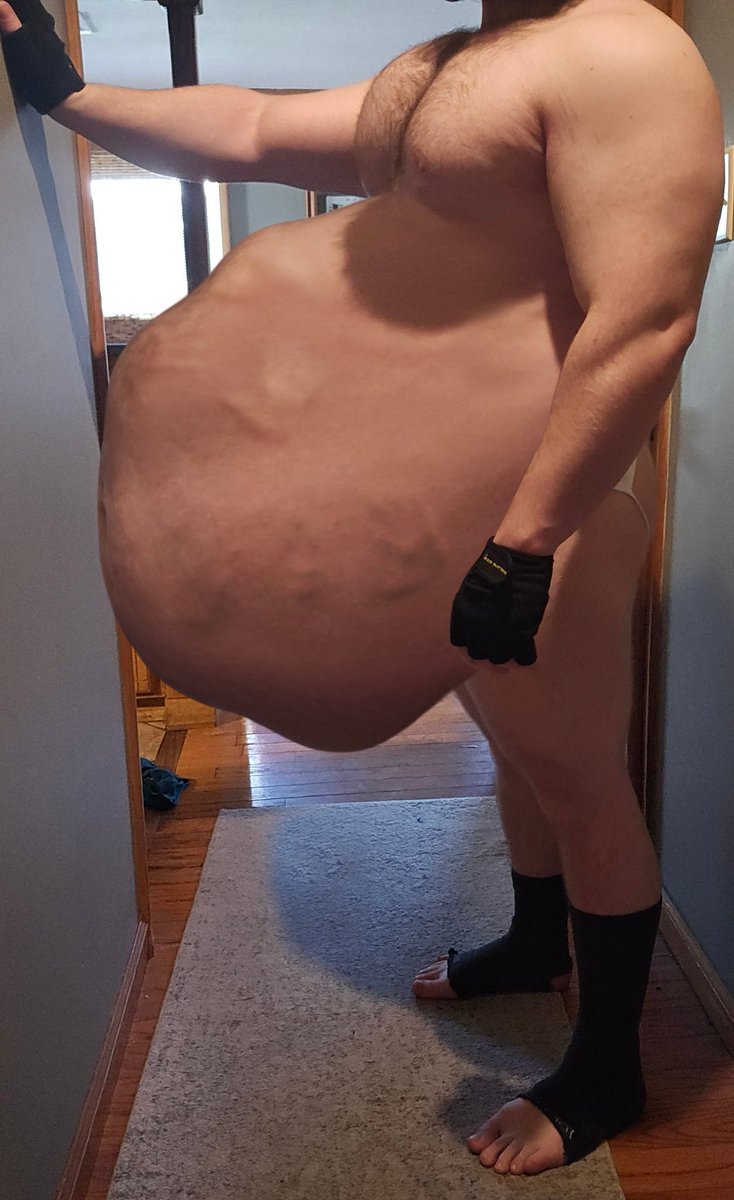 Big bellied honse busy sloshing up some frat bros from the gym~