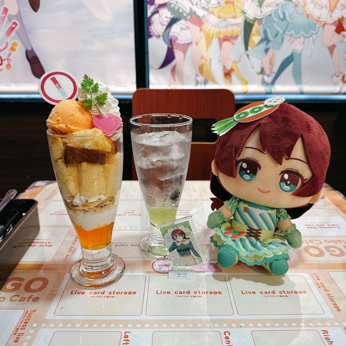 こちら開催中です！第1弾は虹ヶ咲🌈✨ フードやドリンクだけじゃなくて