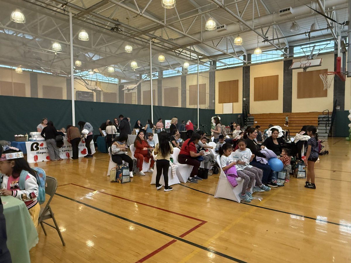 Ellen_Gerace's tweet image. Another great Saturday Academy event! Thank you to our students, families, staff, administrators, Board of Education, community partners and volunteers for making today a fun and exciting day!