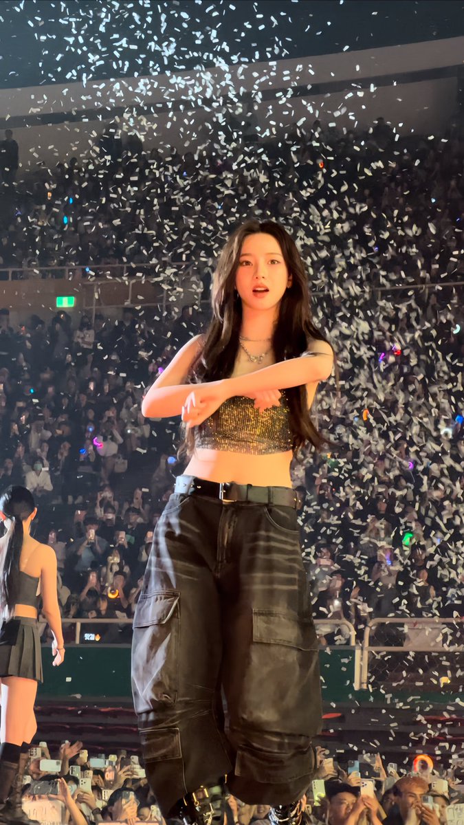 HarKimbab's tweet photo. When Life Gives You Yeji And Karina

@ITZYofficial @aespa_official 
#itzy #aespa #yeji #karina https://t.co/FOmYbpf6ef