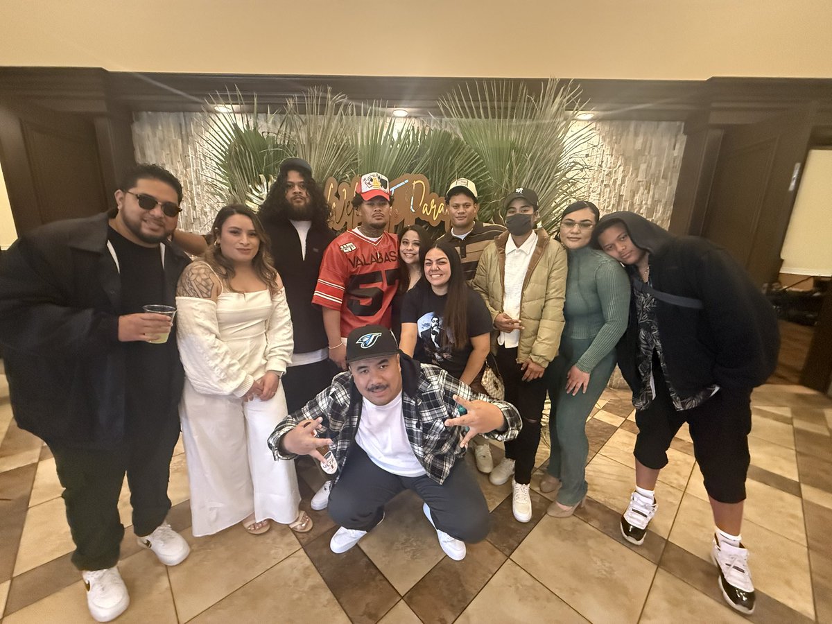 _dripley's tweet photo. Just a handful of us ❤️ love my family. #Firstbloods https://t.co/zDCd9hBMZB