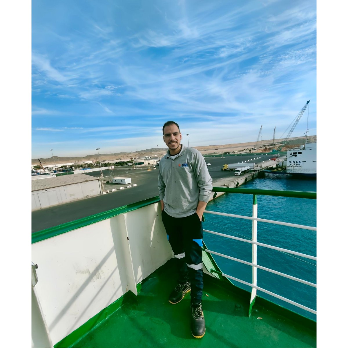 7azzaptRadwan's tweet photo. 🐬🌄 https://t.co/fpWfbrioK7