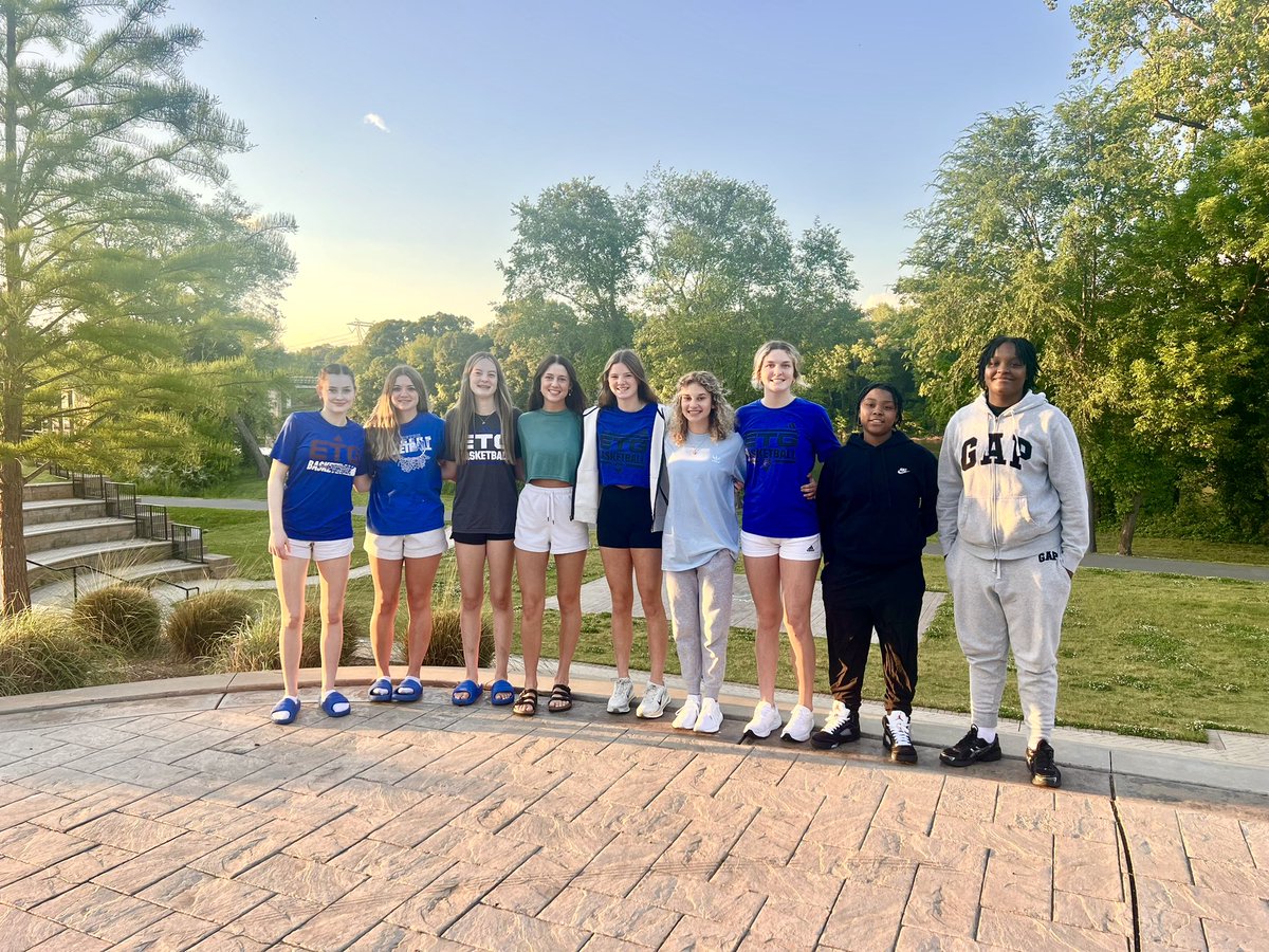 Some good team bonding and nourishment tonight after a 2-0 day.  Let’s finish strong tomorrow.