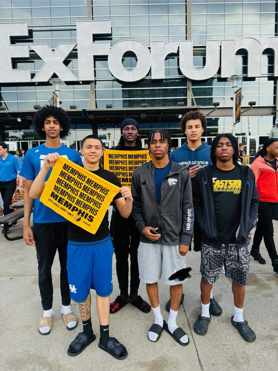 17U P32 at the Memphis Grizzlies game