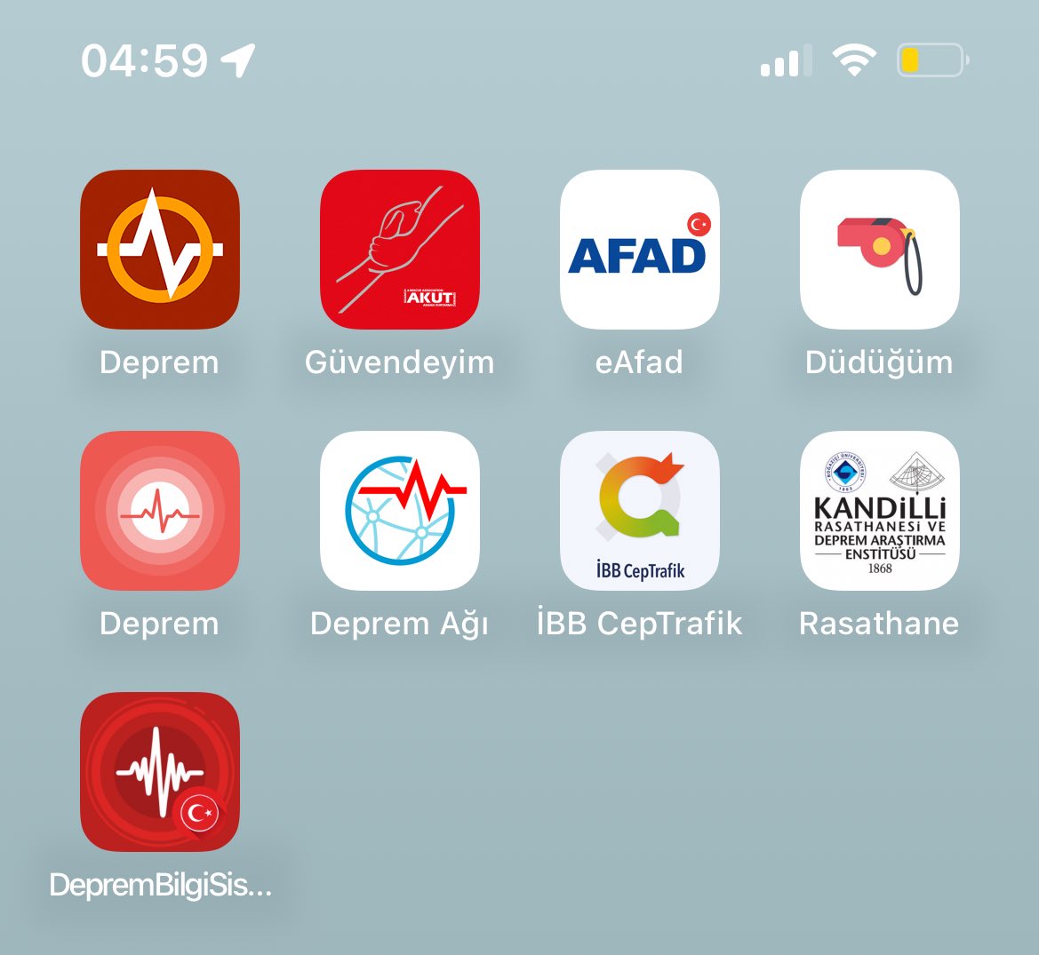 Aklınızda bulunsun yayalım #deprem #depremistanbul #depremoldu #Sallandık