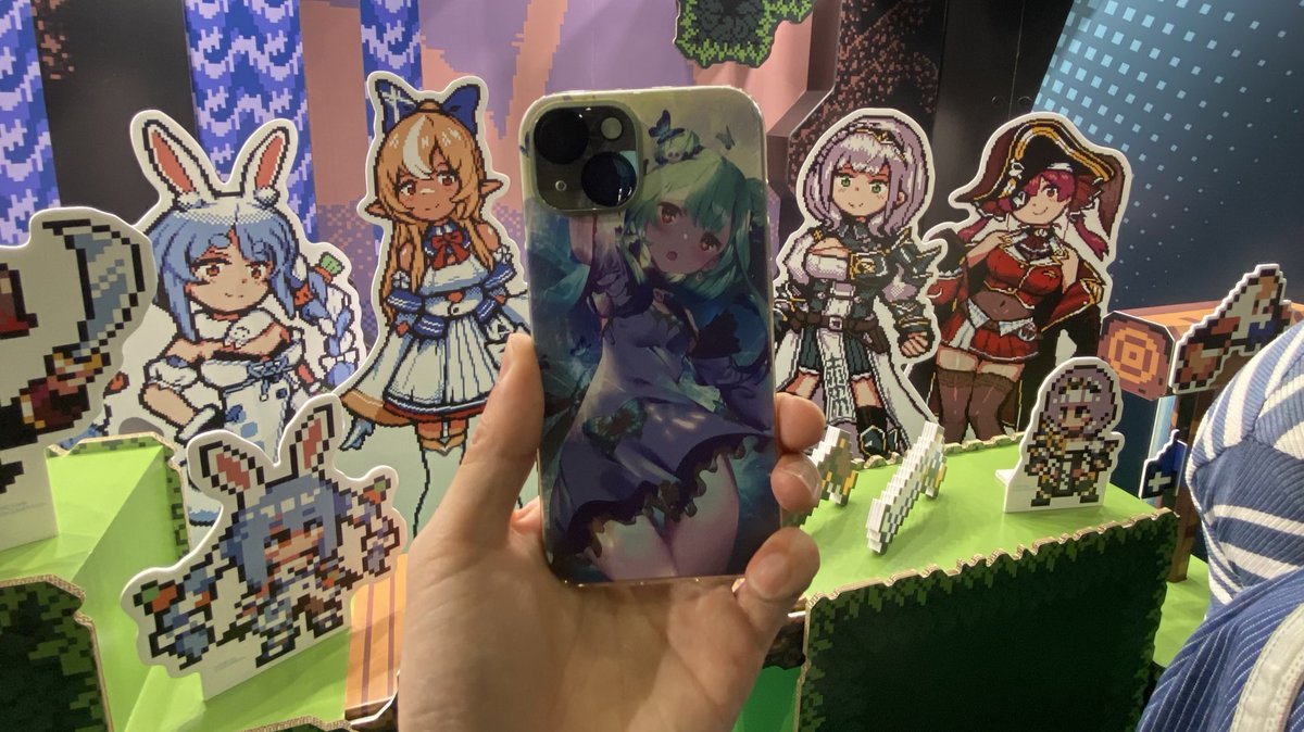 Say0_Infinity's tweet photo. るしあ、御前も写れ📸
#ニコニコ超会議2025 #holoindie #NUINUIQUEST https://t.co/gd9efsRB6o