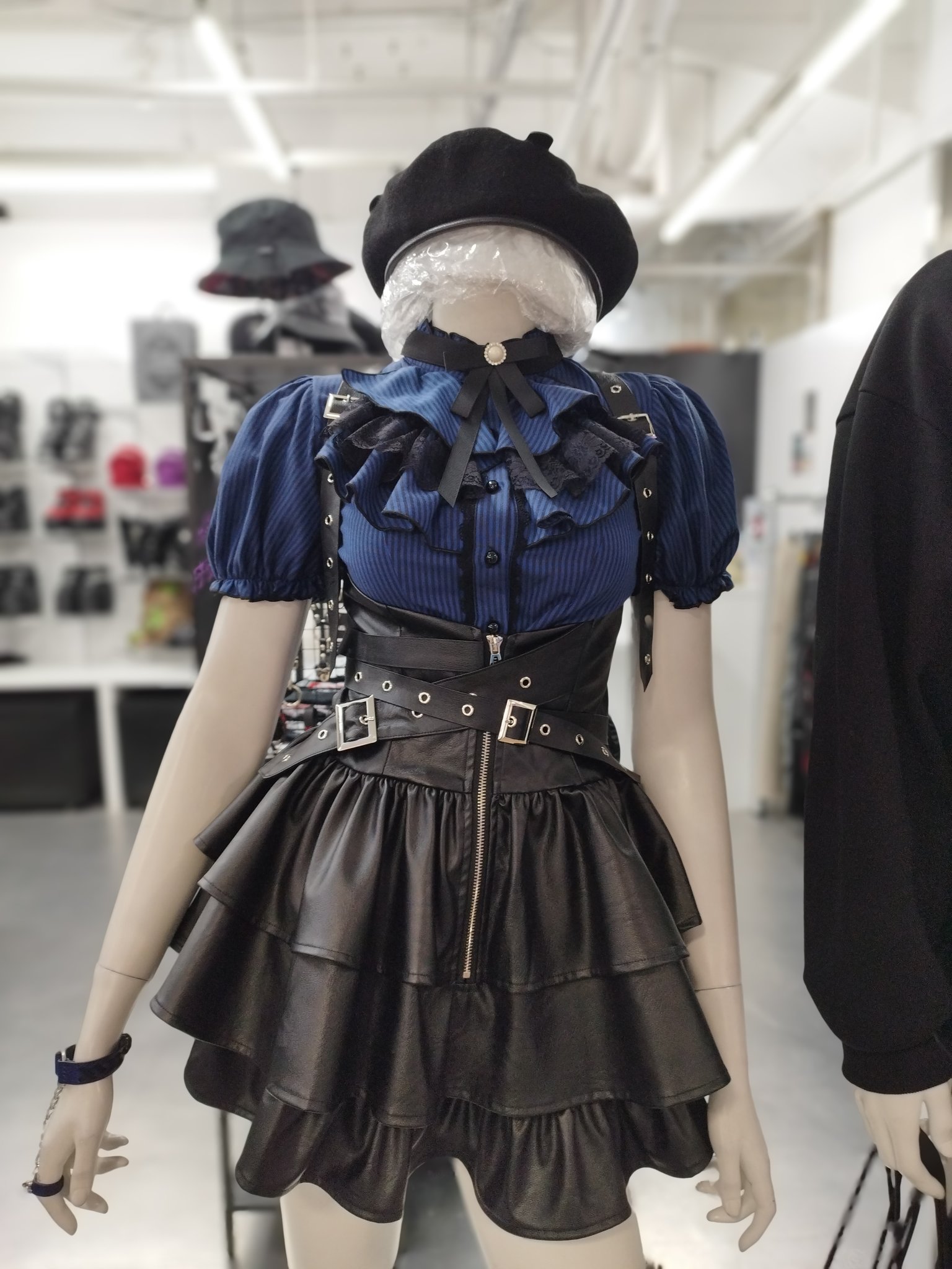 クーザ IMVAL レザースカート QOOZA【クーザ】 on X: 