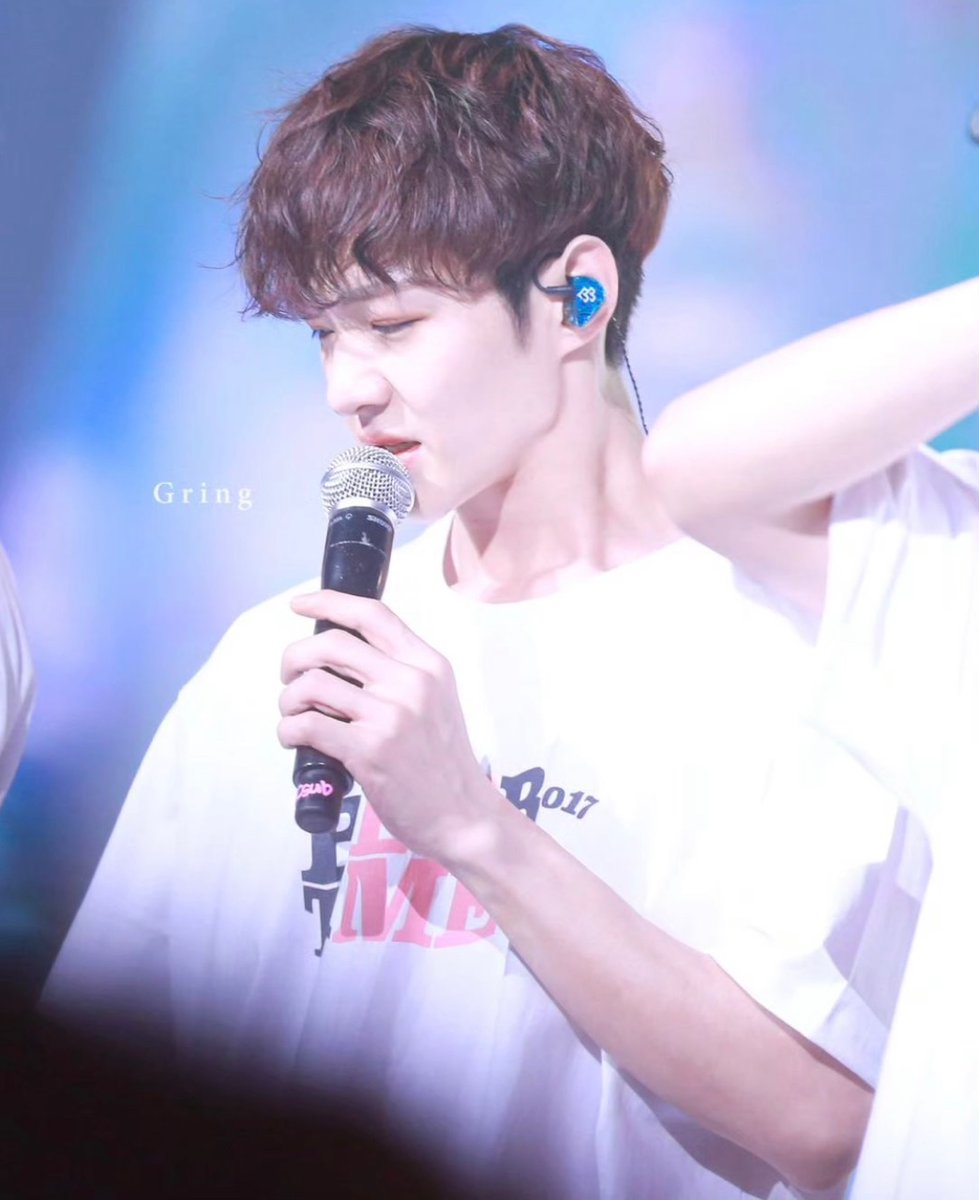 📢 #EVENT
500 팔로워 기념 공굿 랜덤박스!

대상 : Only Melody &amp; zz6친
기간 : ~ 25.05.06 23:59까지
방법 : [ #Follow + #RT ]
후기 &amp; 배송비(우체국) 부담 O

500 팔로워 달성 기념 이벤트 엽니다. 멘션에 투비 사진 달면 당첨 확률 UP! 사랑해주셔서 감사합니다 🫶