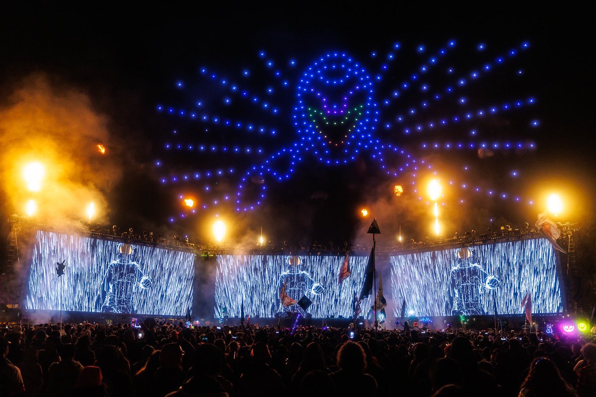 SlanderOfficial's tweet image. STARBASE THANK YOU FOR THE BEST DAY OF OUR LIVES!!!!

ROUND 2 TONIGHT 🪐