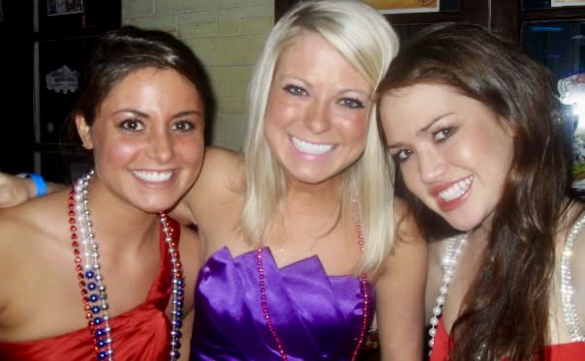 This blast from the past. Ashley was incredibly beautiful, smart, and so much fun. Please help keep her name alive through her @TideinTexas scholarship. Buy a raffle ticket for yourself or 100 for your Bama lover, just do so before 5 pm tomorrow 😘 tideintexas.com