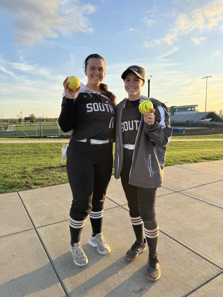 SWSoftball's tweet image. SPARTANS get 2 on the road victories today! 

🥎 vs Scott Co WIN 14-1 in 5 innings! @HHolloway2026 &amp;amp; @LaylaOgden1 both with HRs! @courtneyn2027 with the W! 

🥎 vs Great Crossing WIN 10-0 in 5 innings! @LaylaOgden1 with the SHUTOUT &amp;amp; @McLaineHudson1 with the HR! 

#NoExcuses