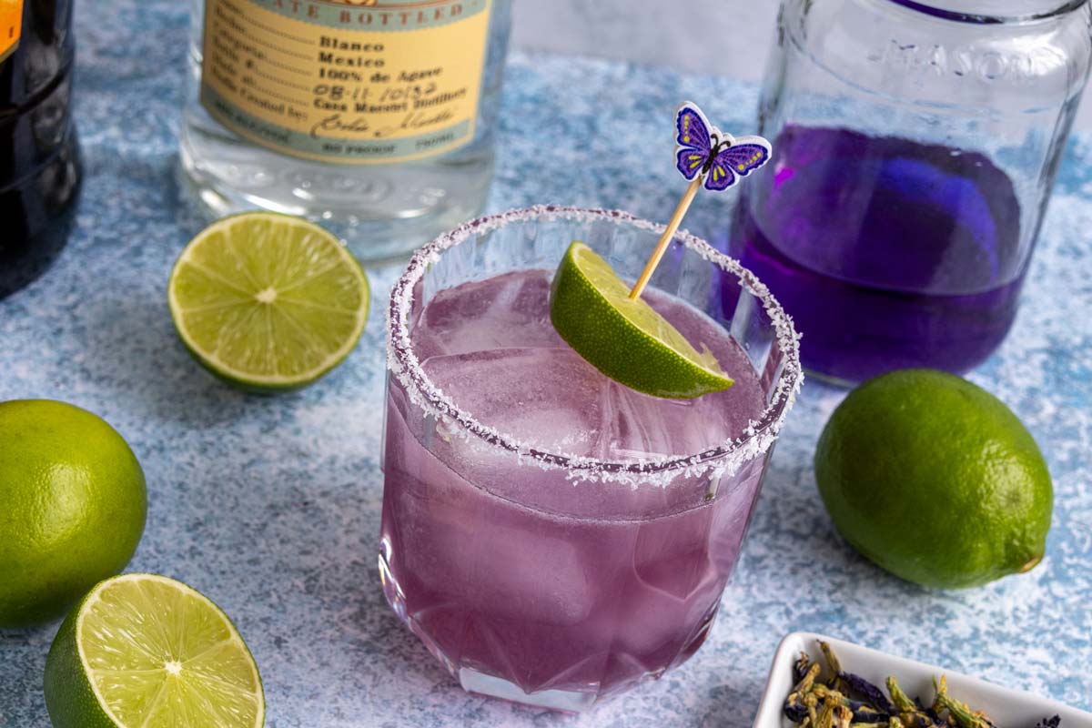 platinumbartend's tweet photo. Our elevated Butterfly Pea Margarita stole the show for a purple themed party. Crafted from scratch with zesty flavors &amp; vibrant bartenders. Ready to bring this magic to your next #LAparty?  Book Platinum Bartenders online #eventplannerlosangeles https://t.co/nJHaHhRelz https://t.co/mQtgEZgAaA