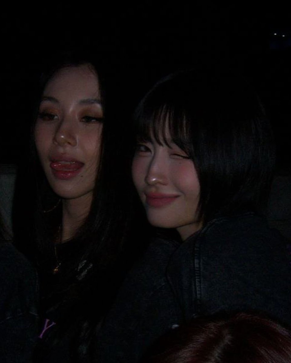 cha9yu at lil fantasy 🏰 tweet media