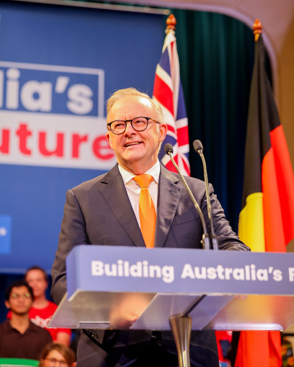 Chris Minns tweet media