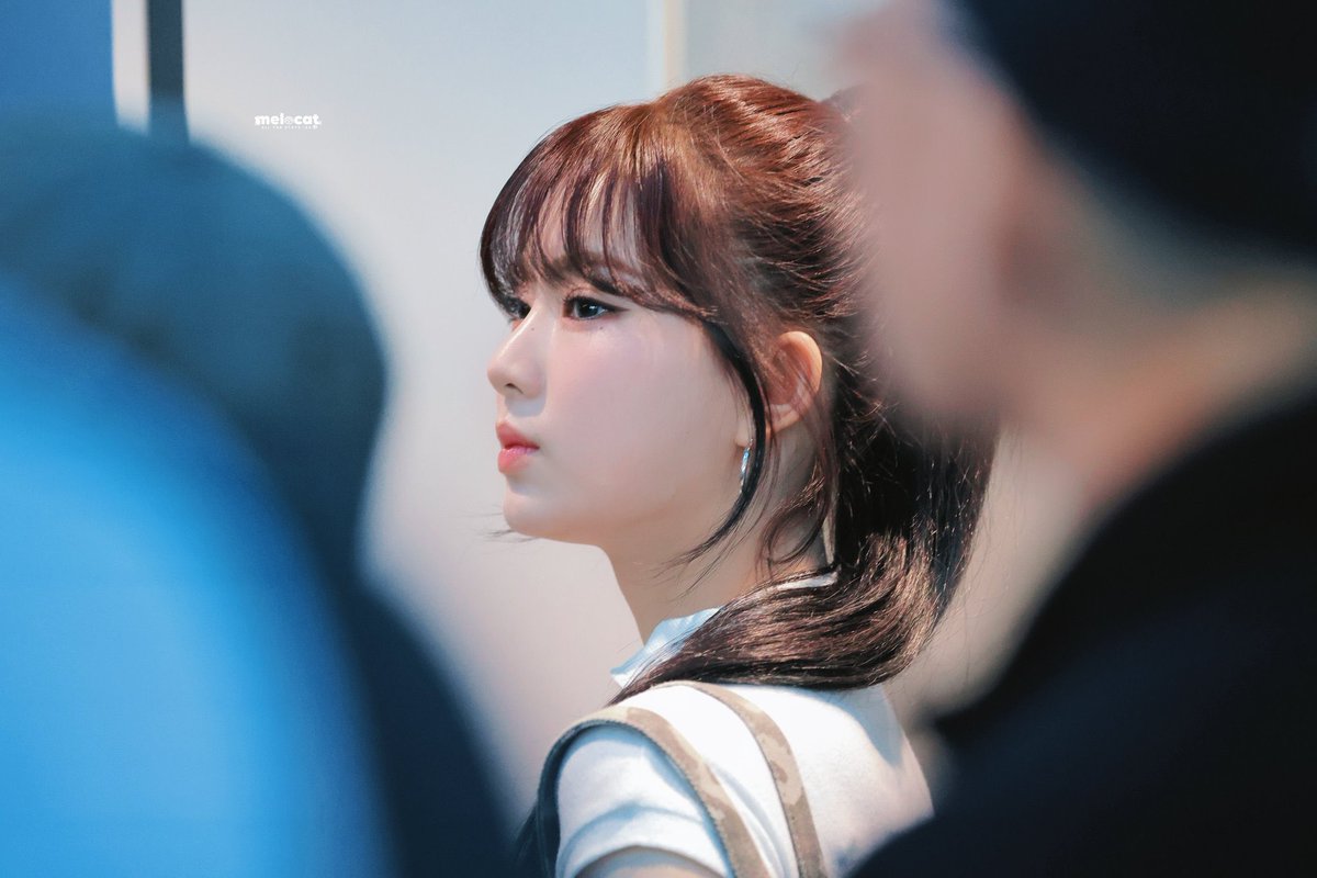 IsaBrazil_'s tweet photo. 📸 | Previews da ISA no Aeroporto de Incheon, a caminho da China para evento de fansing.

#ISA #아이사 #STAYC #스테이씨 @STAYC_official https://t.co/2nELfxRoFy