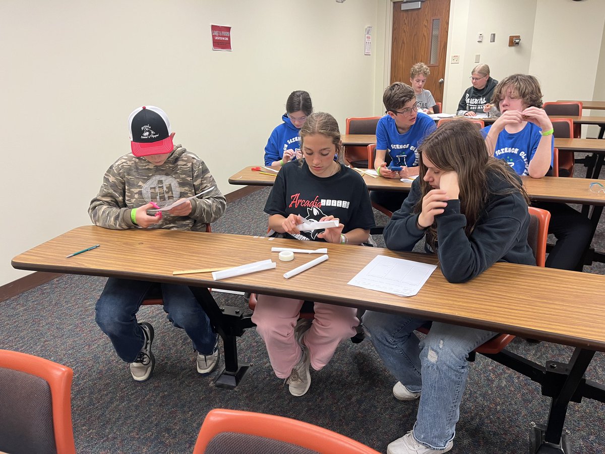 steinbrinkesu10's tweet image. Enjoyed observing #ESU10 “Civil Engineers” at Experimental Design  🥼#NEBSCI State Science Olympiad ⚛️

@ArnoldSchools @ArcadiaSchools @ravennabluejays